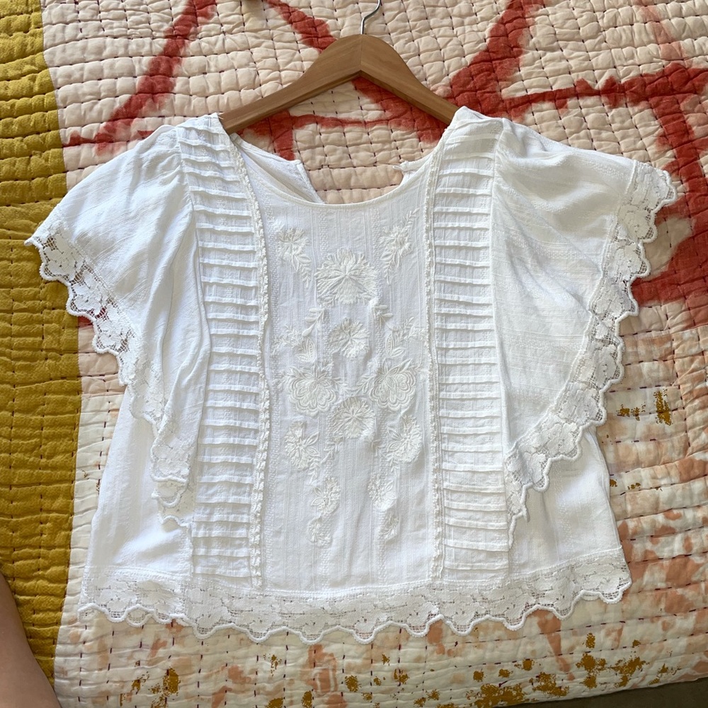 White Xhilaration flutter top
